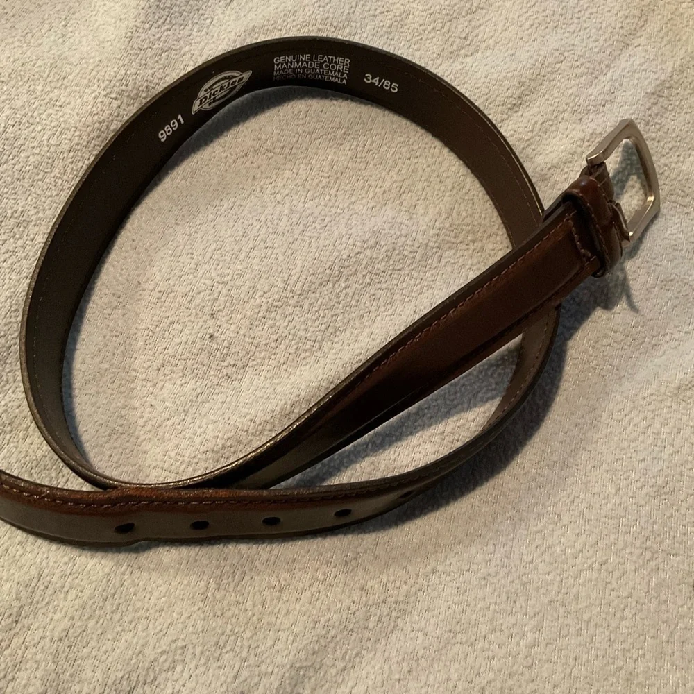 Dickies Men’s Leather Belt